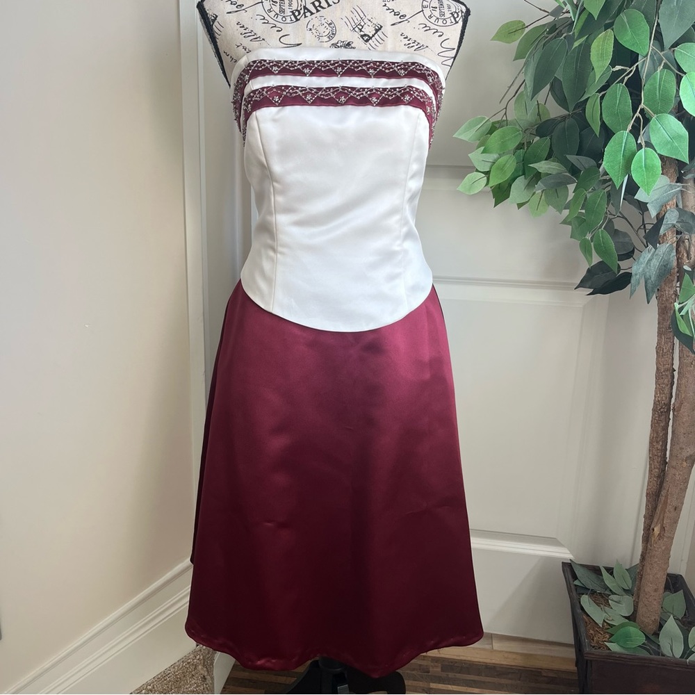Couture Collection by Bill Pesce Strapless Beaded Formal Dress Burgundy Vtg Sz 9